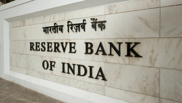📊🏦 “RBI’s New Inflation Targeting Framework: What It Means for Your Investments in 2025” 🎯📉