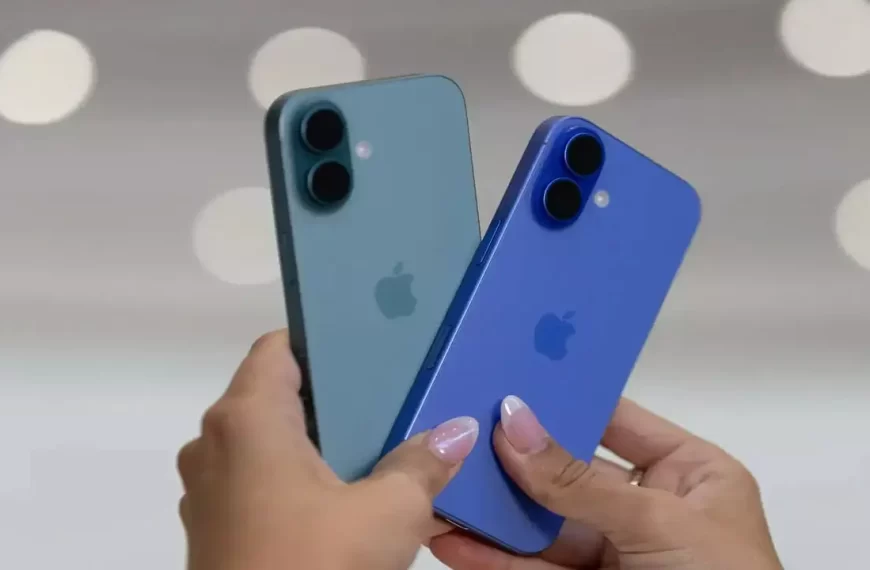 🍎 Apple’s India Bet: iPhones Now 14% Made Locally, Set to Double by 2025