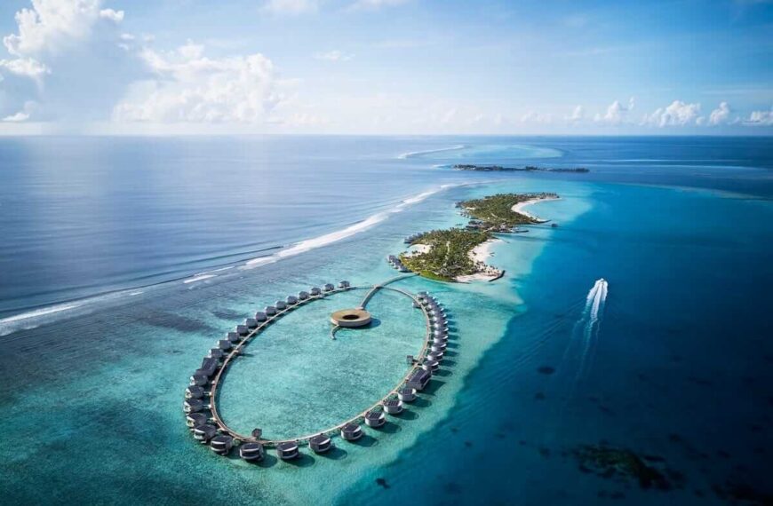 🏝️ Maldives Travel Guide: Know Before You Go