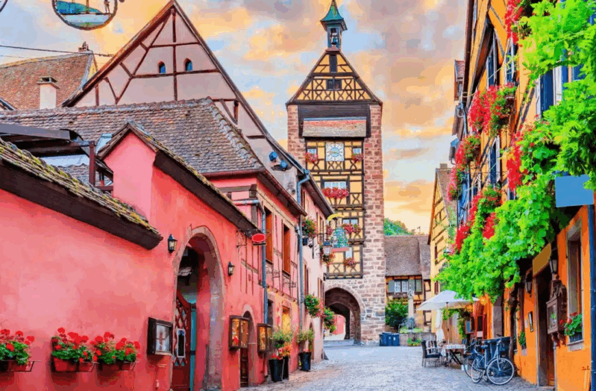 10 Places in India That Feel Straight Out of a Fairytale 🌸✨