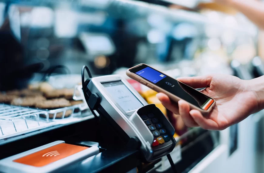 Cashless Payments Expand to Small Towns with Offline Tech 💳📲